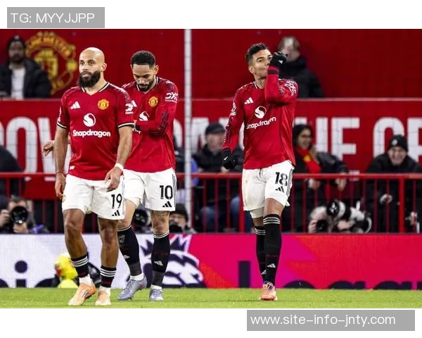 英超争夺激烈曼联仅差1分冲击前六席位