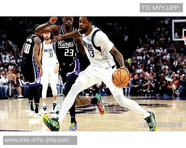 记者称弗拉格比赛稳定性强未来或成圣诞大战常客如同LBJ