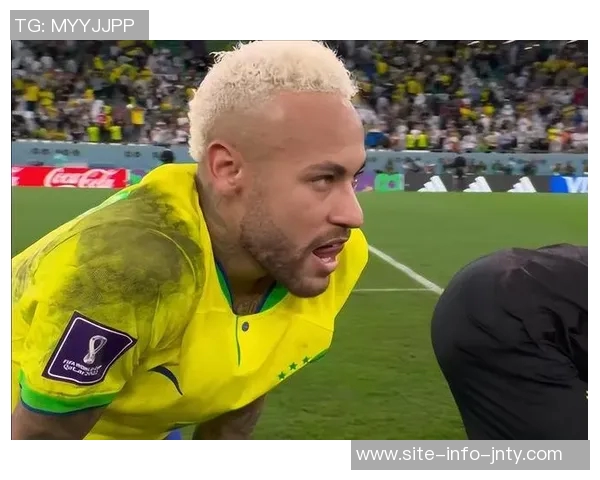 马塞洛称巴西队是世界杯夺冠热门内马尔和C罗应获更高荣誉